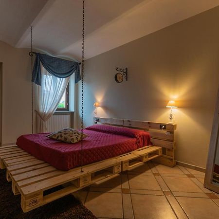 Certe Notti Langhe Acomodação com café da manhã Casa Furno Exterior foto